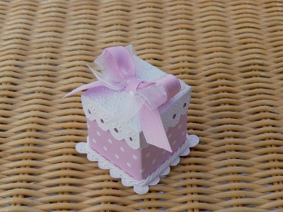 Mini Cake pois/fiocco rosa €. 5,00