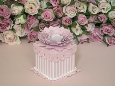 Mini Cake2 righe /fiore rosa €. 6,50